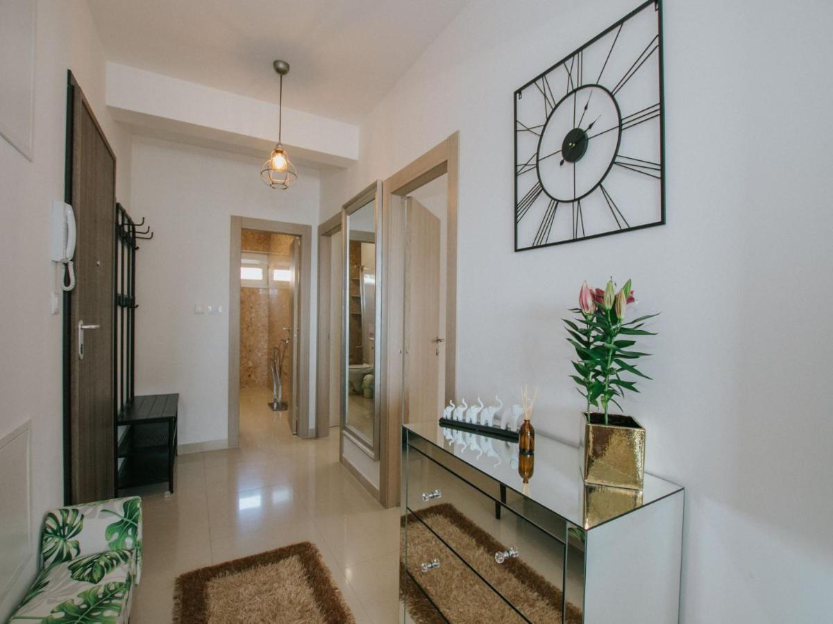 Luxury Apartment Di 特罗吉尔 外观 照片