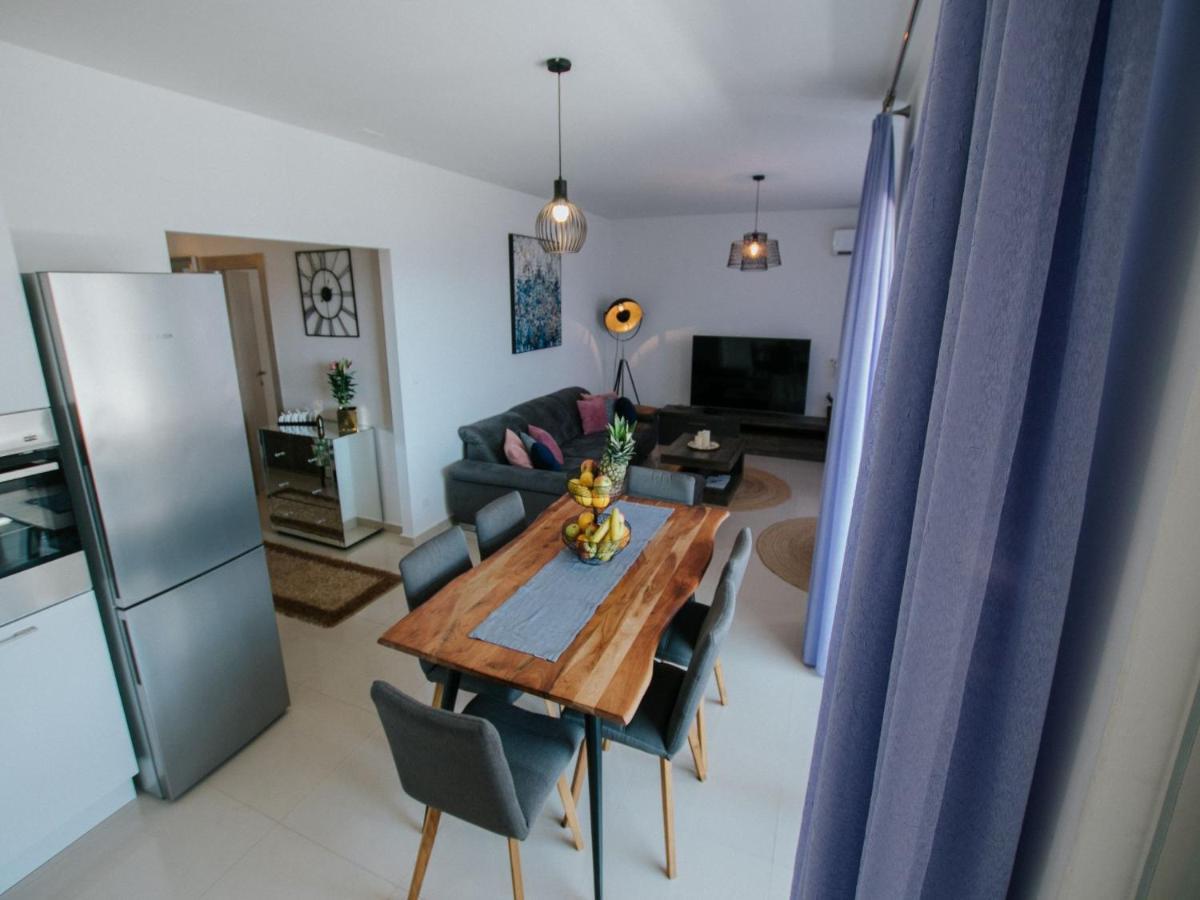 Luxury Apartment Di 特罗吉尔 外观 照片